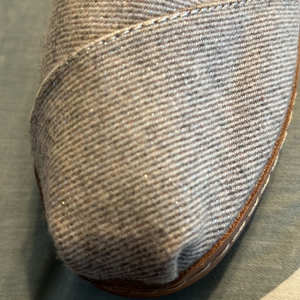 Brand new Alpargata leather wrapped Toms. Size 7 - Picture 6 of 6